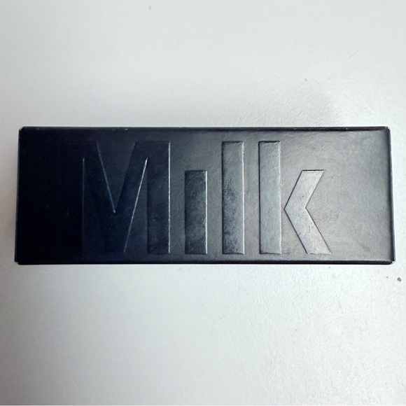 Milk Makeup Pore Eclipse Matte Setting Spray + Blurring Primer Stick - Picture 4 of 12